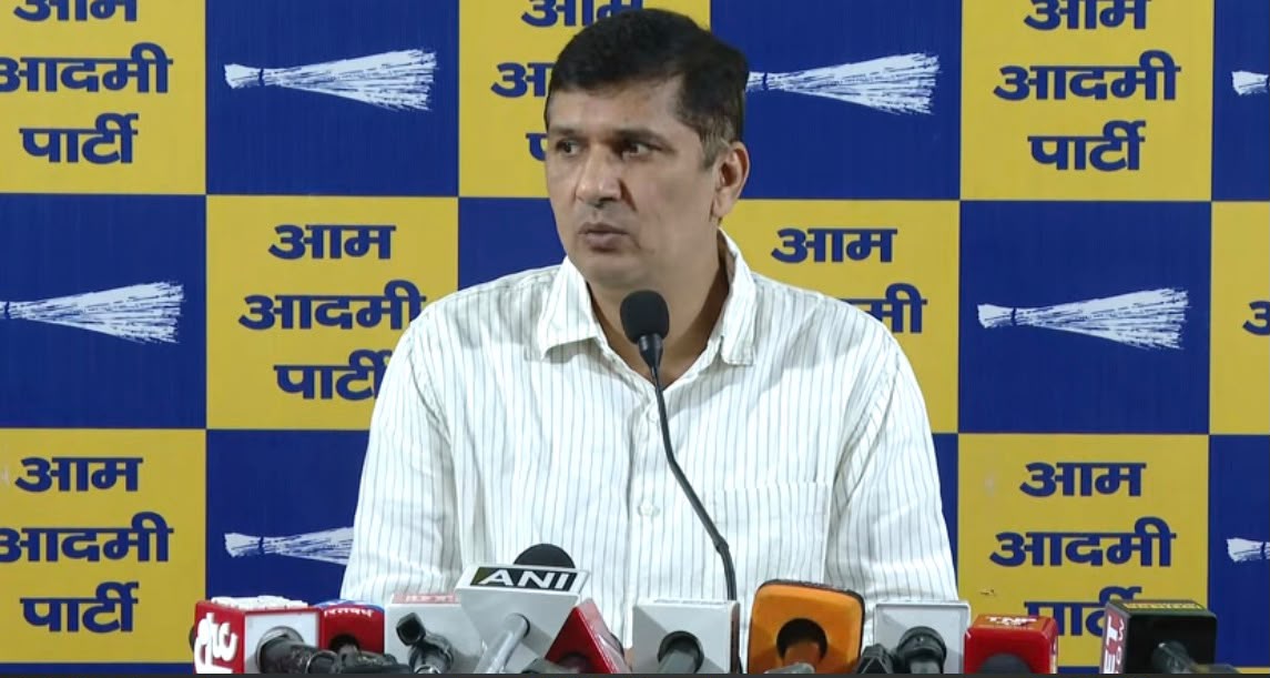 सौरभ भारद्वाज का दिल्ली सरकार पर हमला, AQI स्टेशन और कृत्रिम बारिश के खर्च पर मांगा जवाब