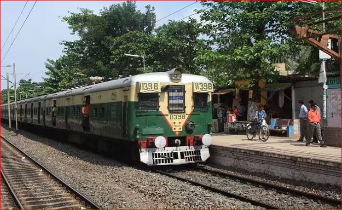 उत्तर प्रदेश से दिल्ली आने वाले रेल यात्रियों को राहत, शकूरबस्ती तक बढ़ाई गईं दो स्पेशल ट्रेनें